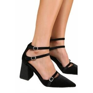 Lulus Kimbersan Black Velvet Pointed-Toe Ankle Strap Pumps - 10 NWOB